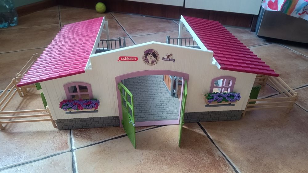 Stajnia dla koni Schleich