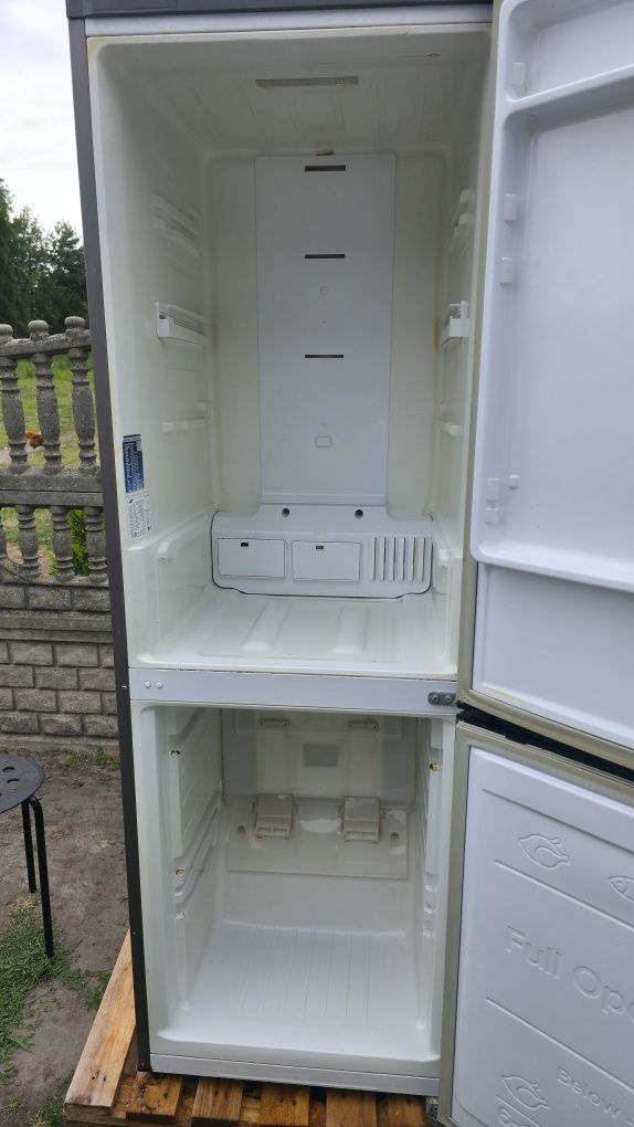 Lodówka Samsung RB29FERNDSS