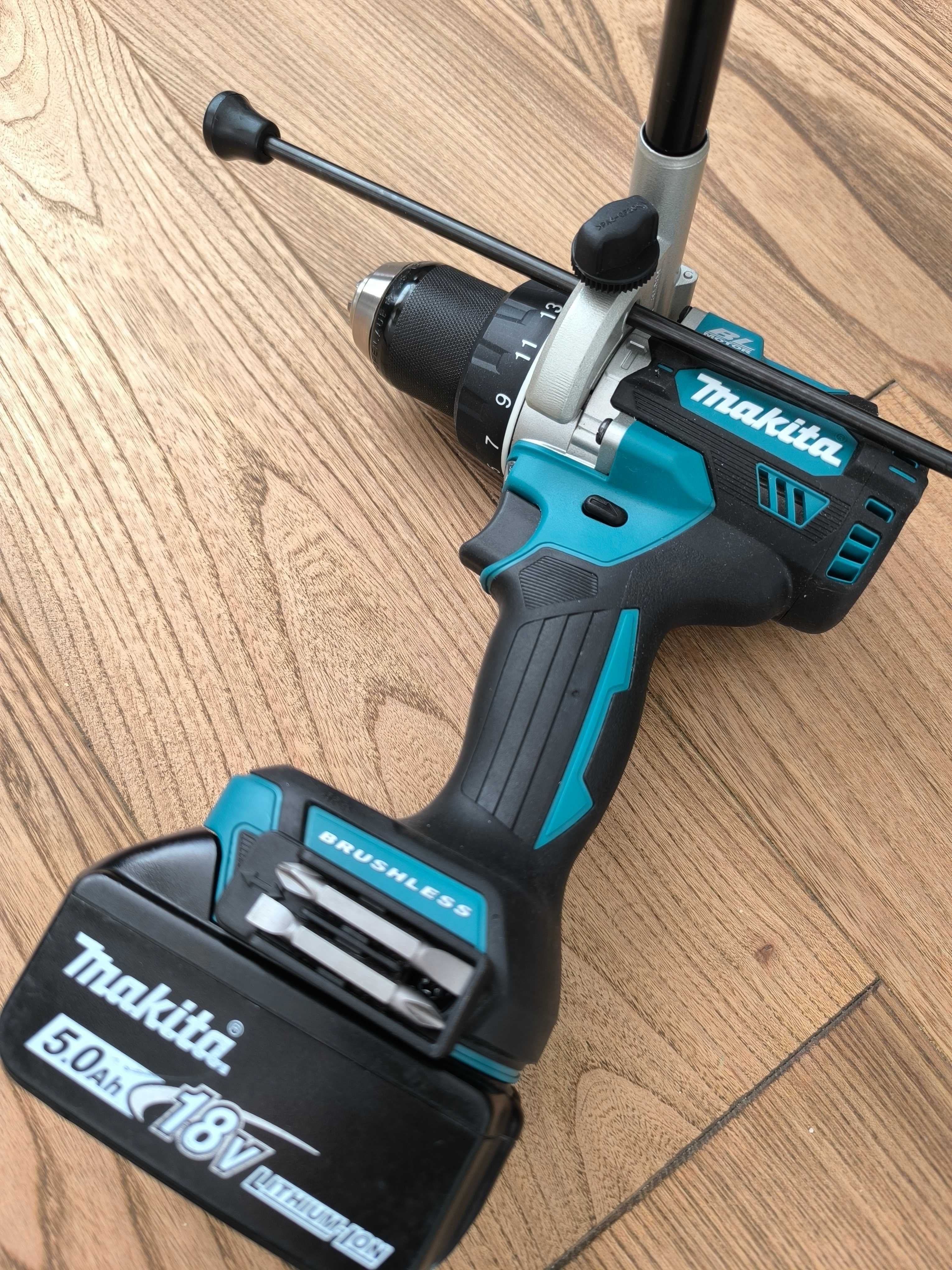 Безщітковий ударний шурупокрут MAKITA XPH14Z