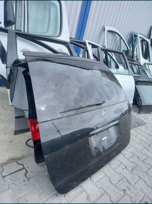 Кришка багажника ляда Mercedes ML W163