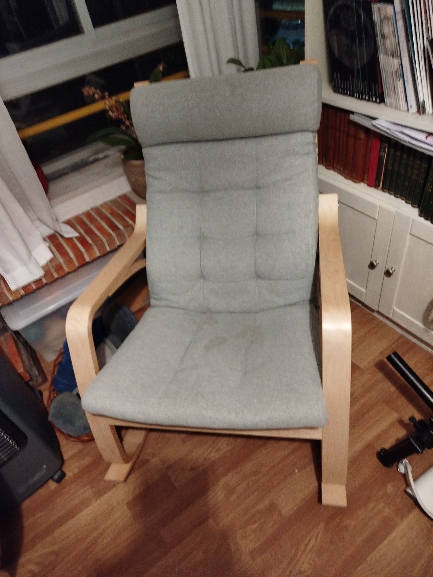Cadeira de baloiço IKEA