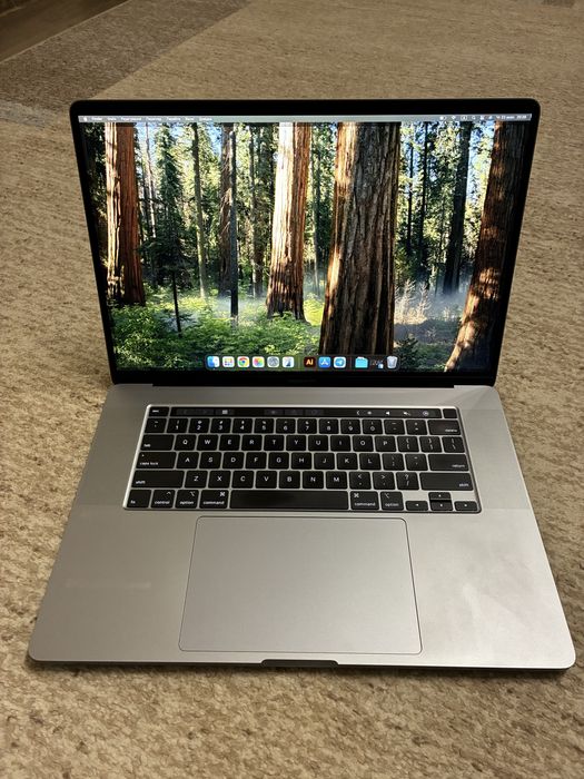 Macbook pro 16 2019 i9/5500M 32/512