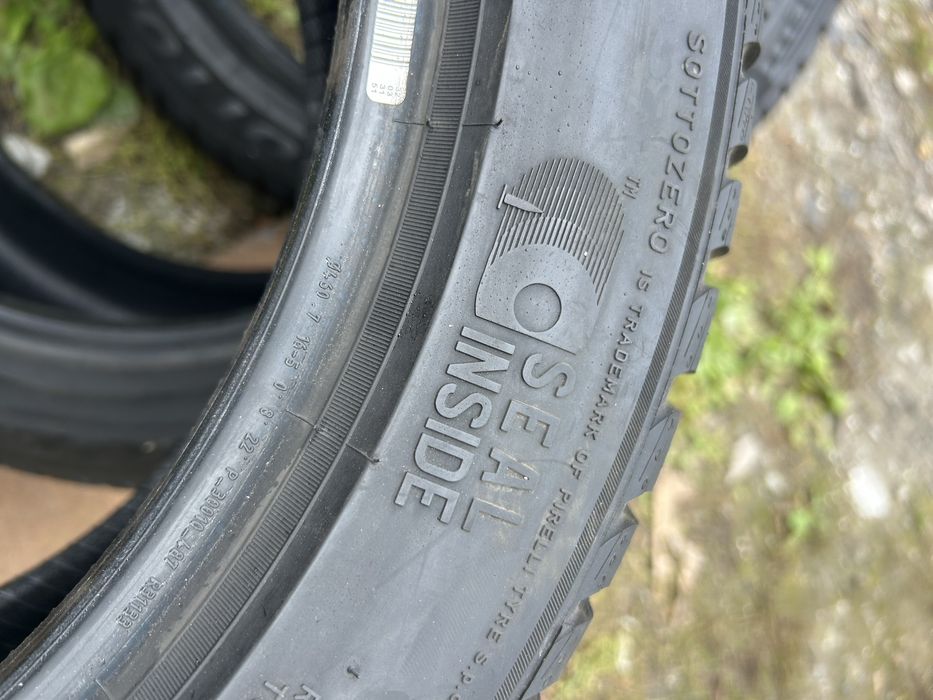 Шини зимові резина зима Pirelli Sottozero3 245/45r18