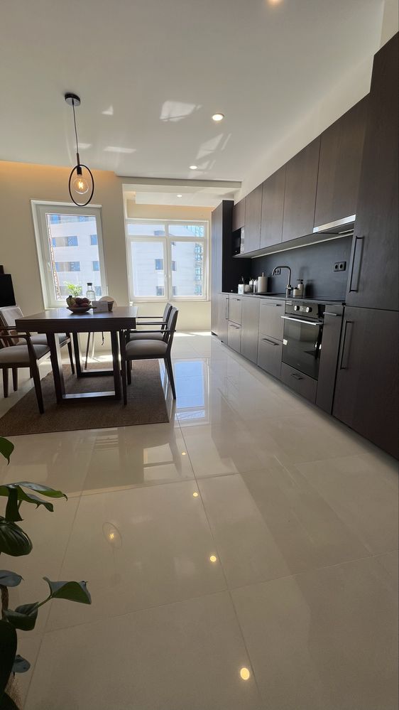 Apartamento T2, vista mar, totalmente remodelado