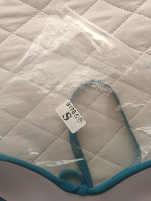 Купальник  S р.  Новий