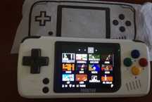 Consola com jogos portátil /Pocket Go.
