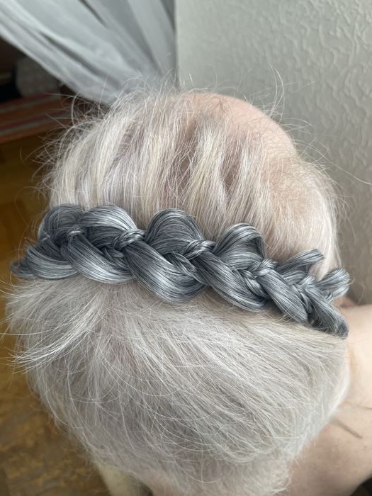 Обруч на волосся