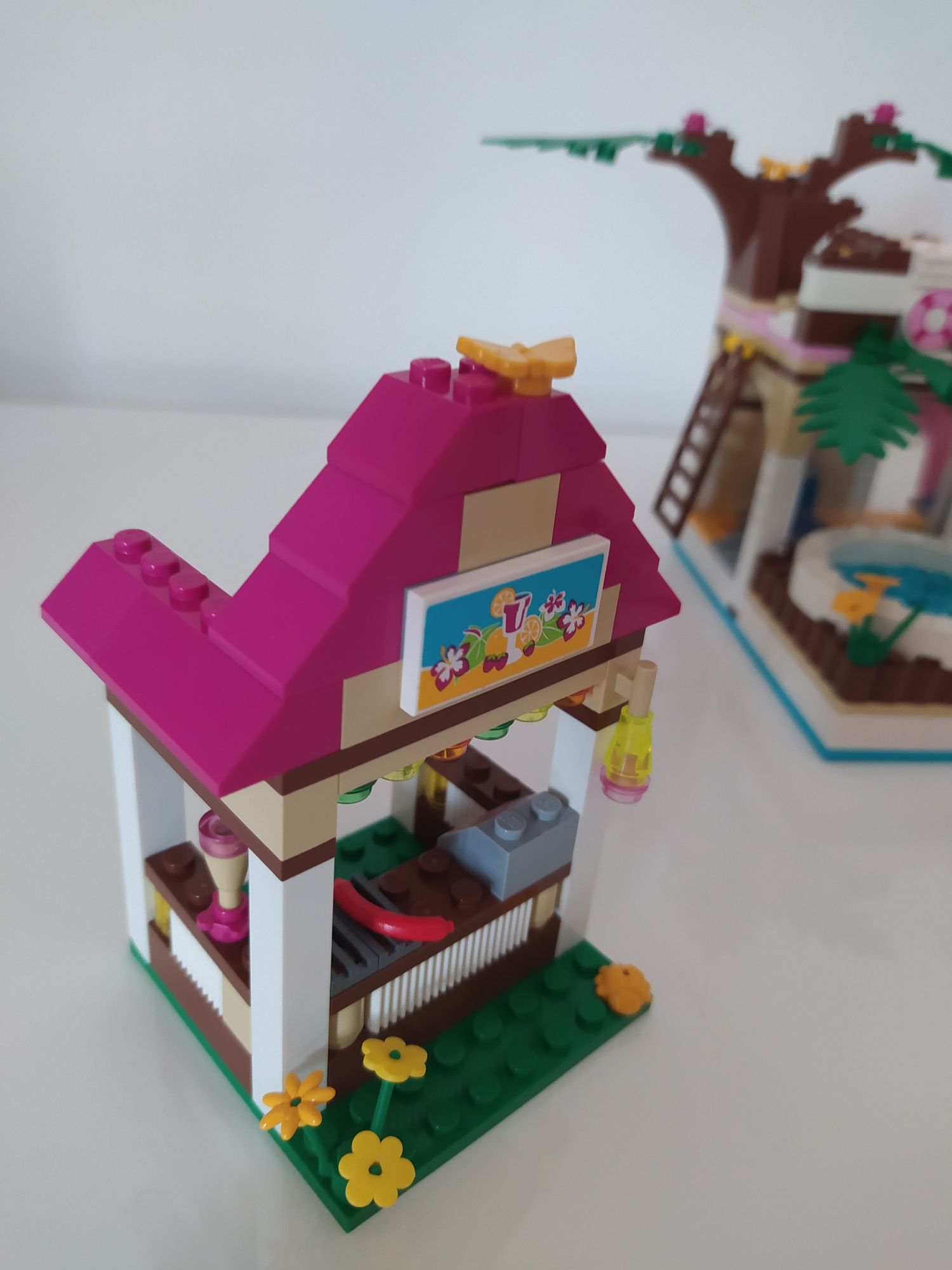Lego piscina da cidade de Heartlake (Lego Friends 41008)