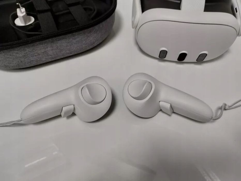 Gogle VR Meta Quest 3 512GB Etui