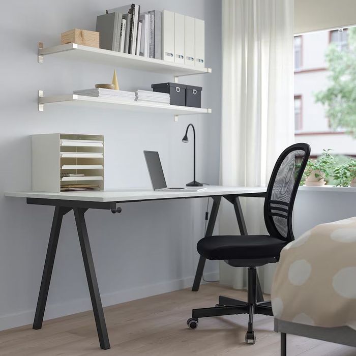 Biurko IKEA TROTTEN 160x80 cm • Jak nowe • 399 zł • Łódź