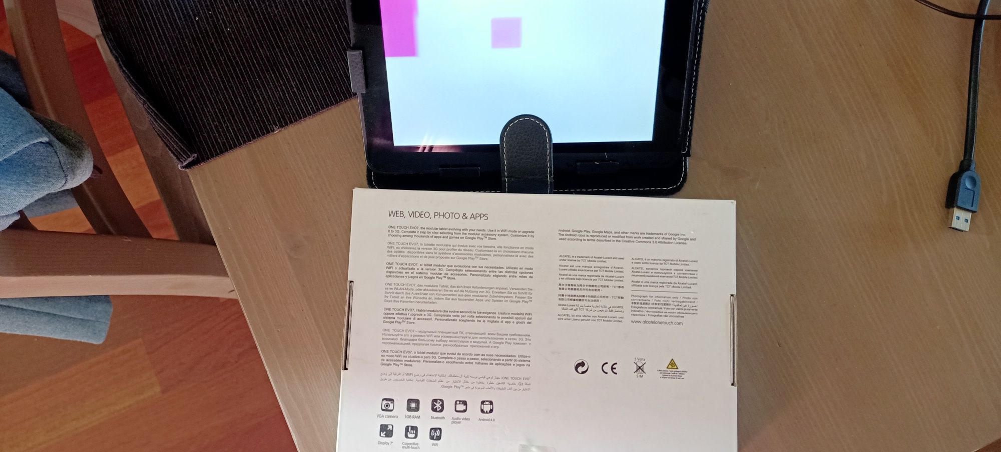 Tablet Alcatel cały zestaw