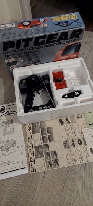 Ferrari Pit Gear Rc 1/52