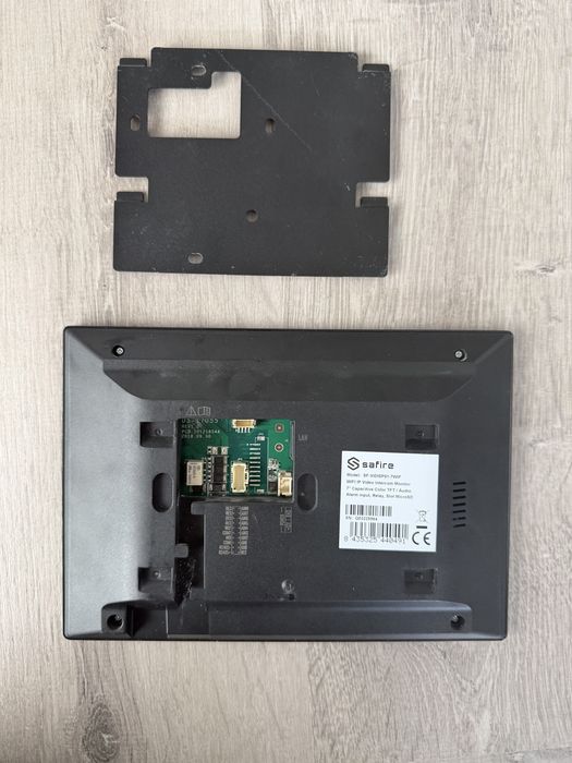 Safire / HikVision SF-VIK001-S-2 - Vídeo-Porteiro com display de 7''