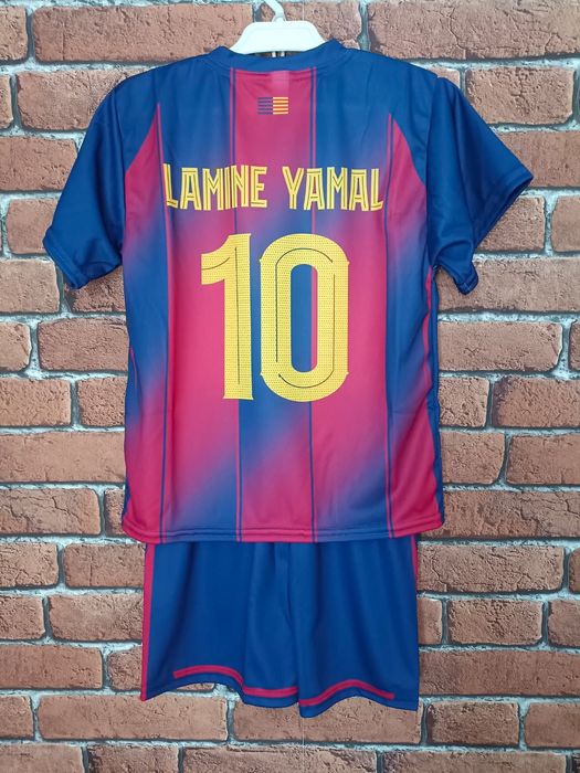 Strój piłkarski dziecięcy FC Barcelona Lamine Yamal rozm. 116