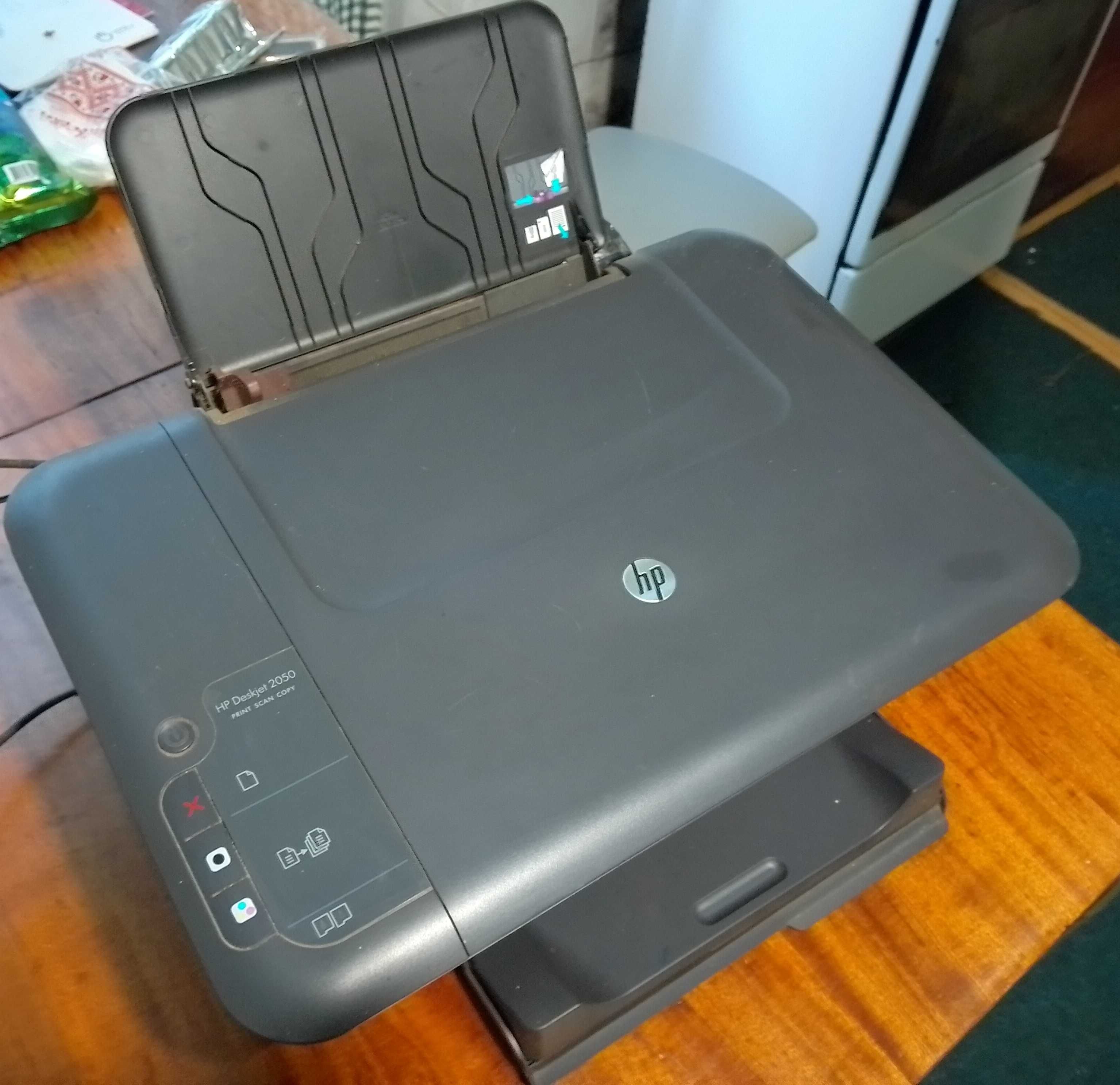 МФУ HP Deskjet 2050