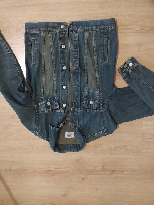Джинсова куртка Levis S