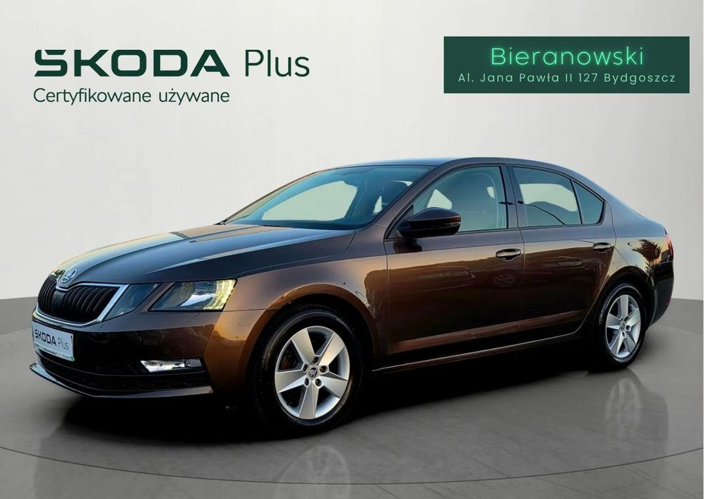 Skoda Octavia rodzinna przestrzeń, ekonomia jazdy, pakiet AMAZING, 2 komplety opon