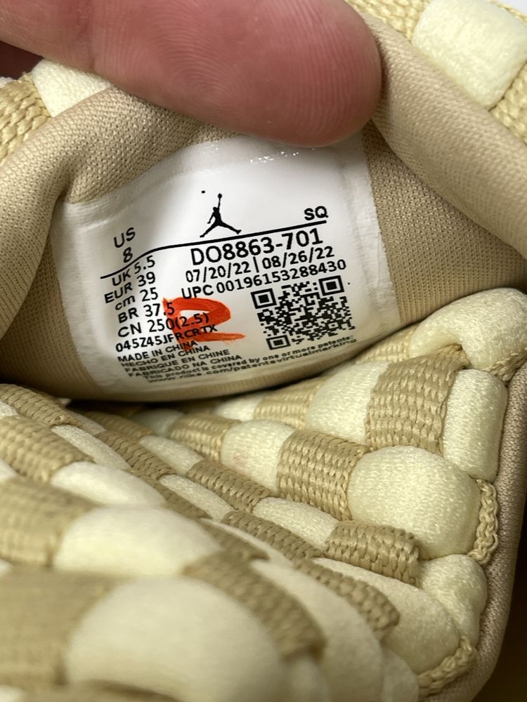 Оригинал Nike Air Jordan Sophia Slide оригинальние шлепанци джордан