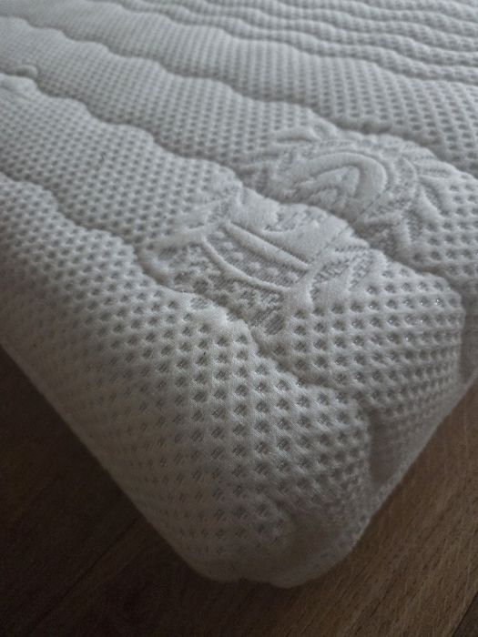 Oddam za darmo materac 160×200×20