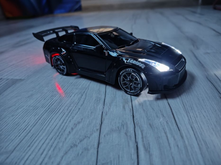 Nissan GT-R R35 do Pandem Gray Driftu LEDy RC 4WD 1:24 do Driftowania