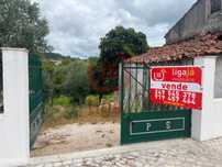 Casa em Ruinas com Terreno - Ourém!