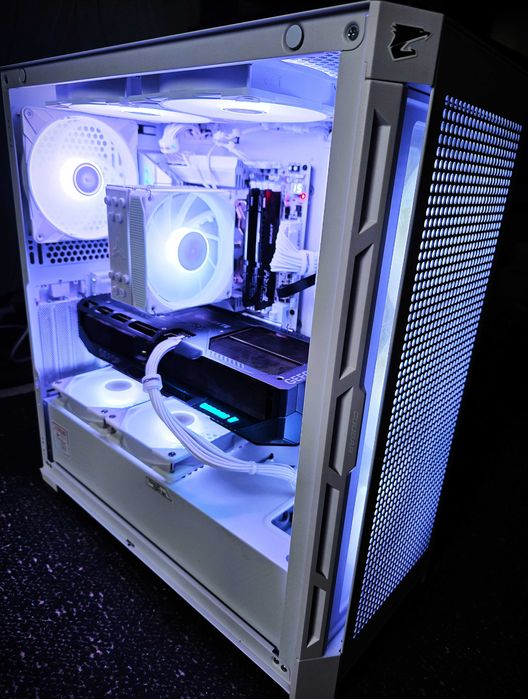 Производительный игровой компьютер (9800x3d, 5080)