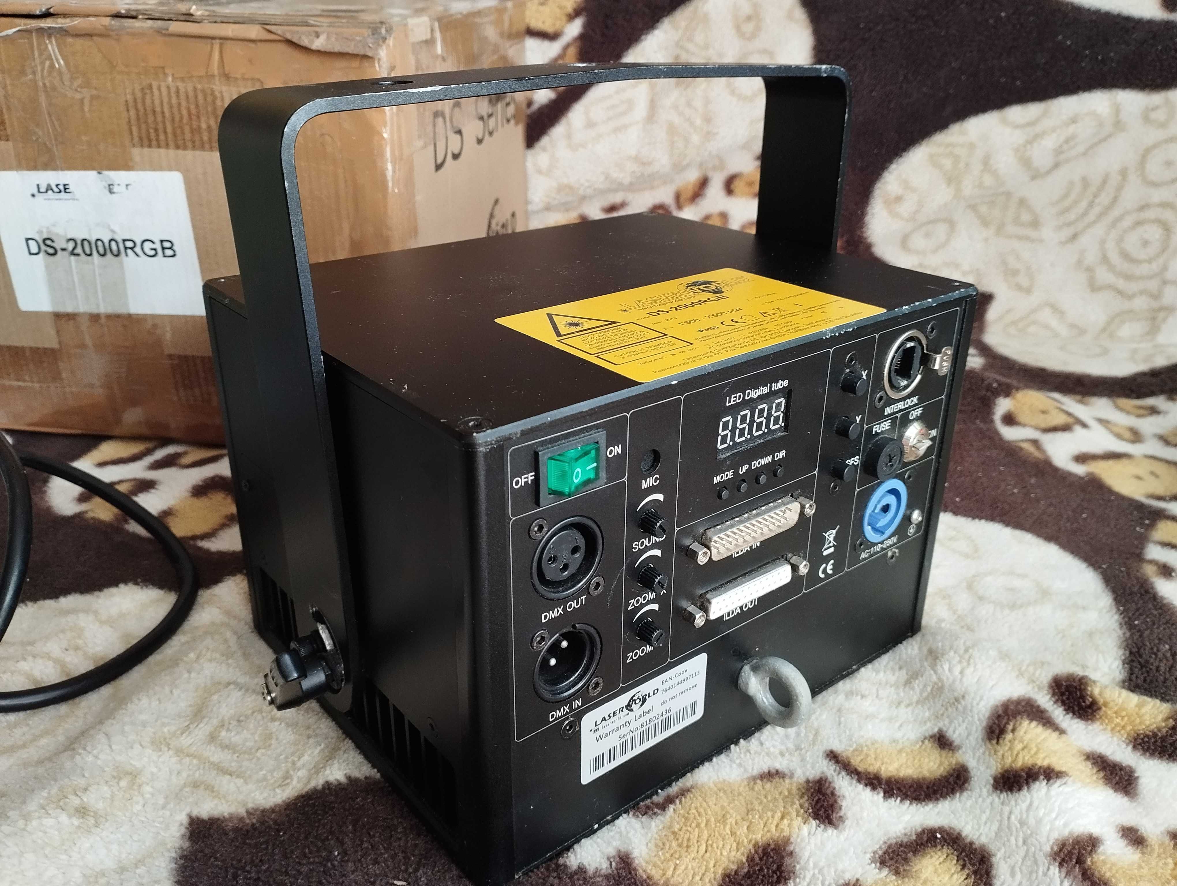 Laserworld DS-2000 RGB ShowNET - laser z wgranymi pokazami laserowymi!