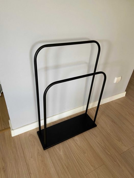 Stojak na ręczniki LOFT metalowy łazienkowy