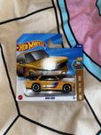 Hot Wheels BMW 2002 nowe