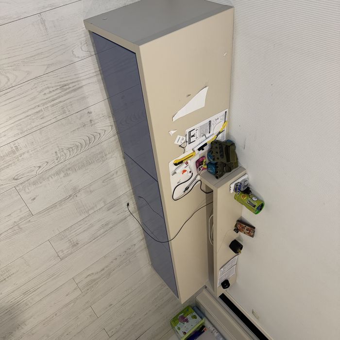 Комплект дитячих меблів класу люкс (само вивіз)