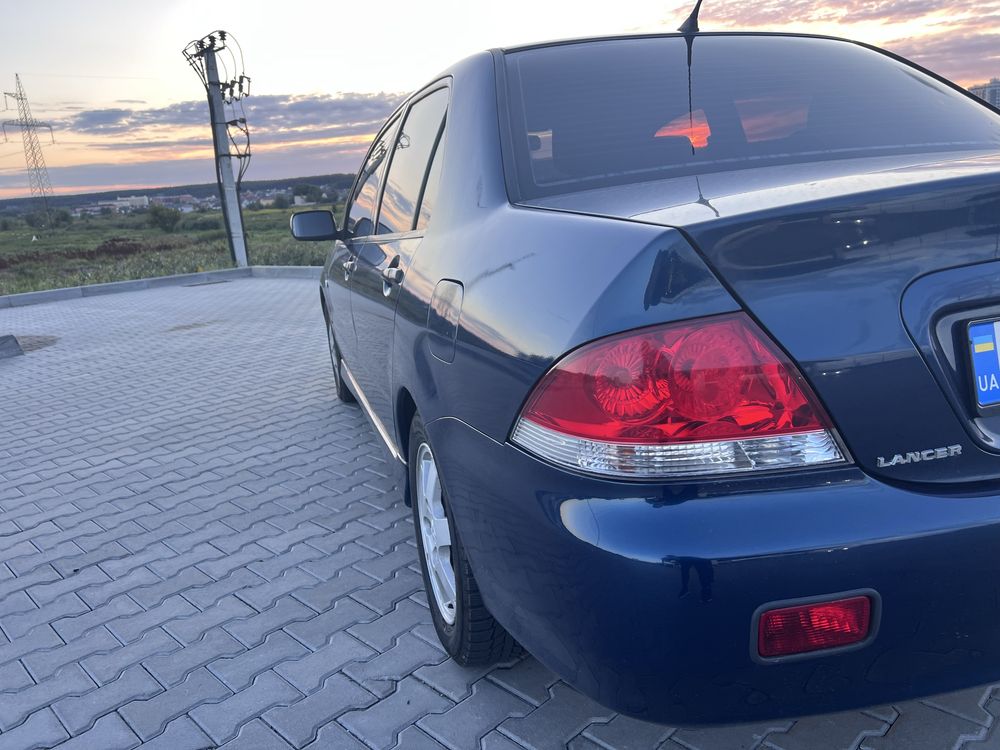 Mitsubishi lancer 9