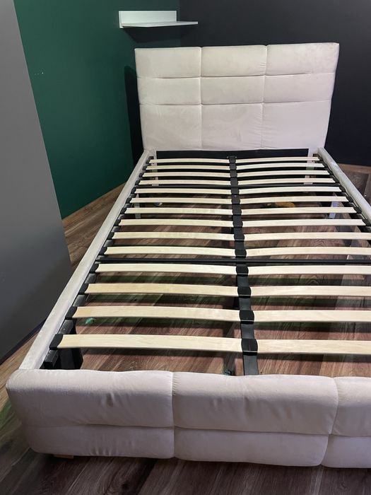 Sprzedam lozko sypialniane !!