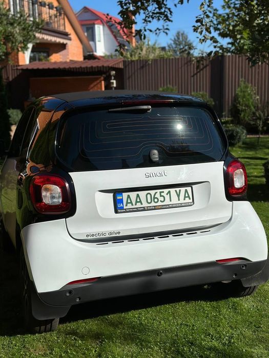 Продам электро Smart 453