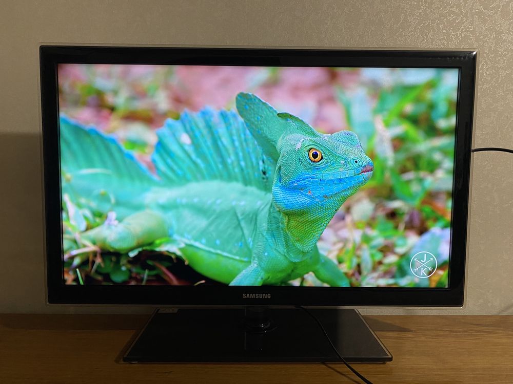 Телевізор Samsung UE-32D5520RW