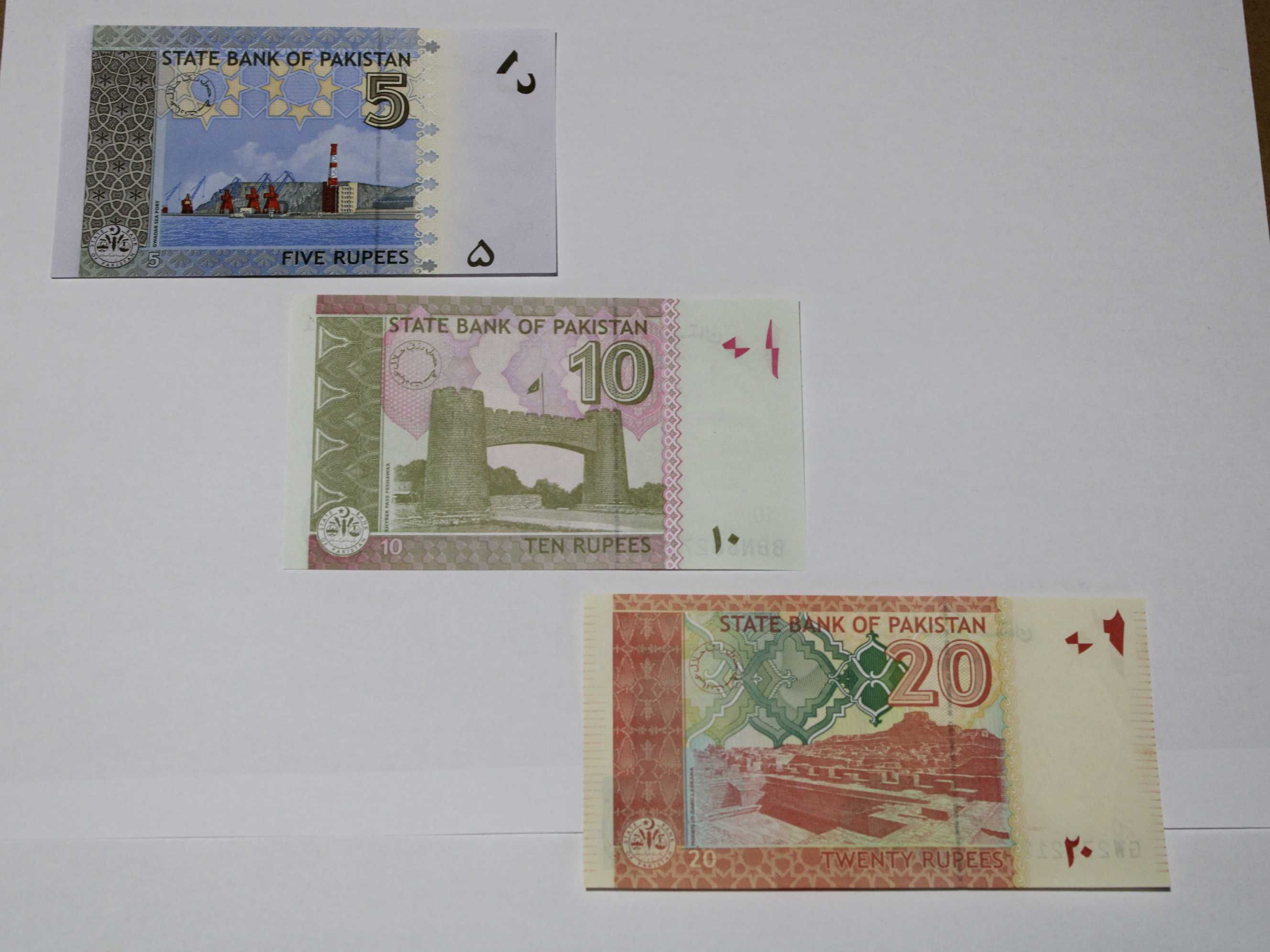 Banknoty Pakistan 3szt. 5, 10, 20 rupii, stan bankowy UNC