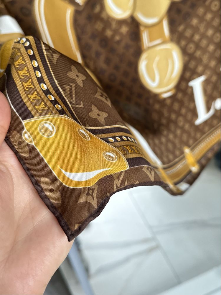 Лімітована шовкова хустка Louis Vuitton, оригінал