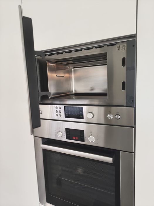 Forno + Microondas BOSCH embutidos