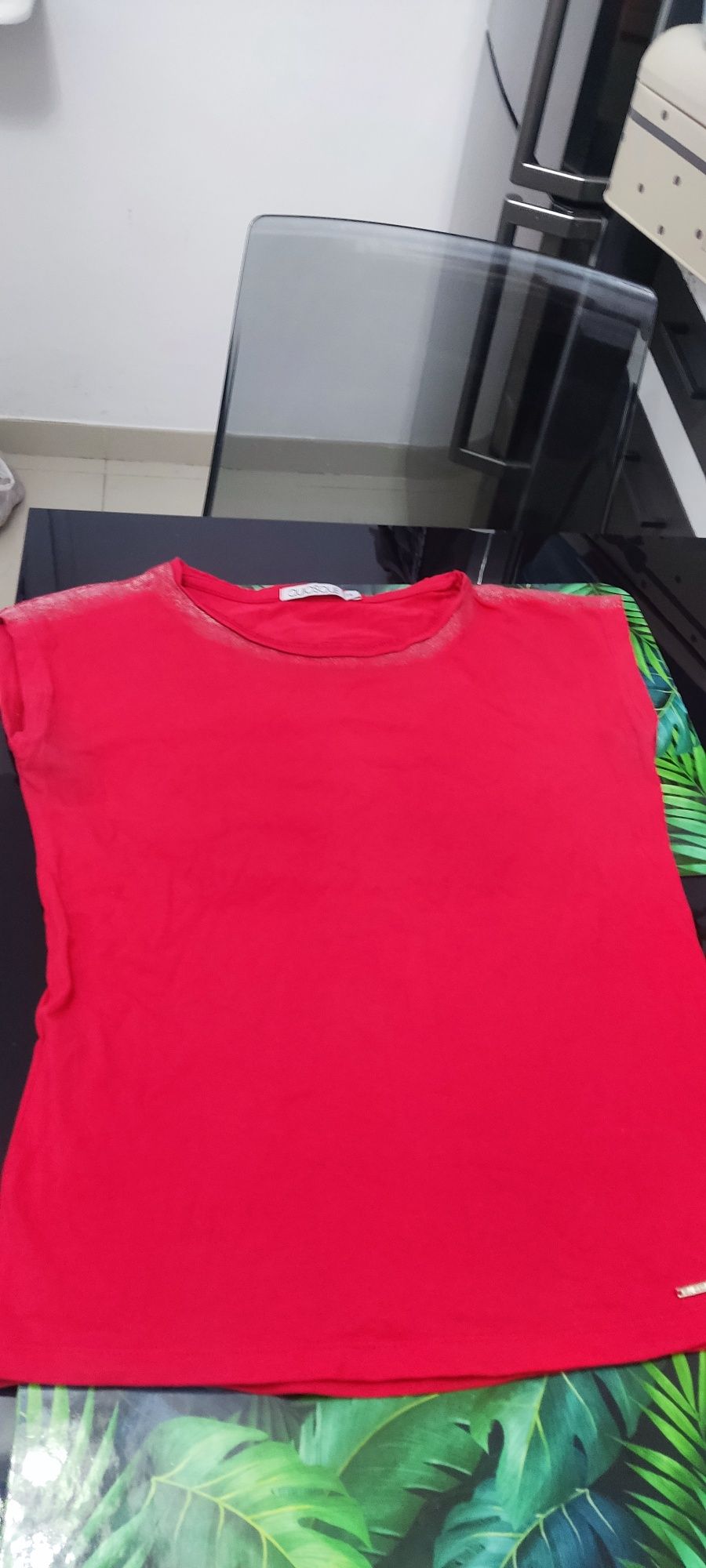T shirt czerwony marki Quiosque