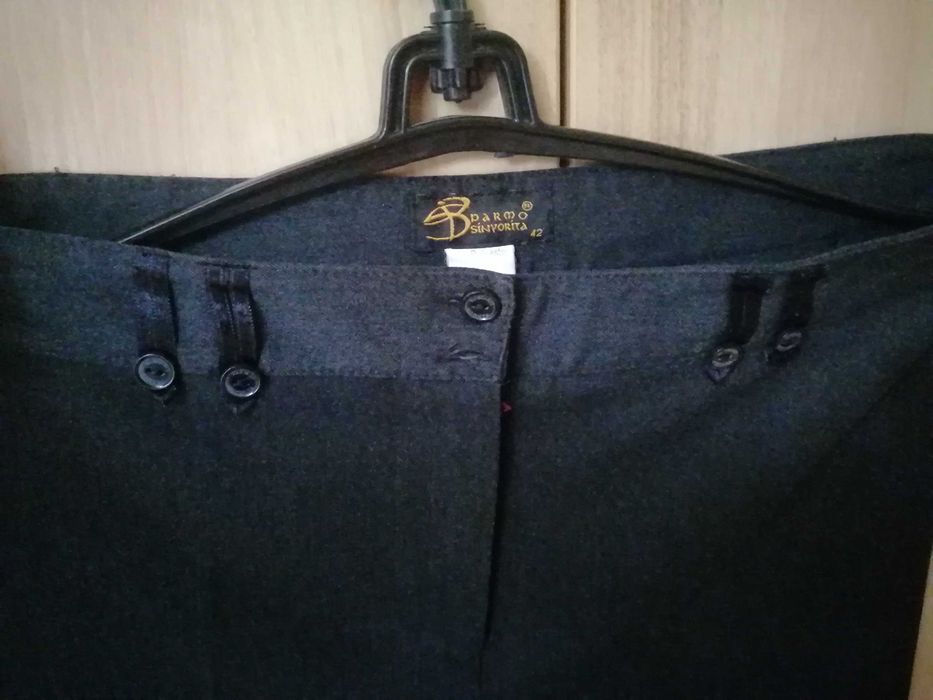 штани укорочені, капрі, бріджі