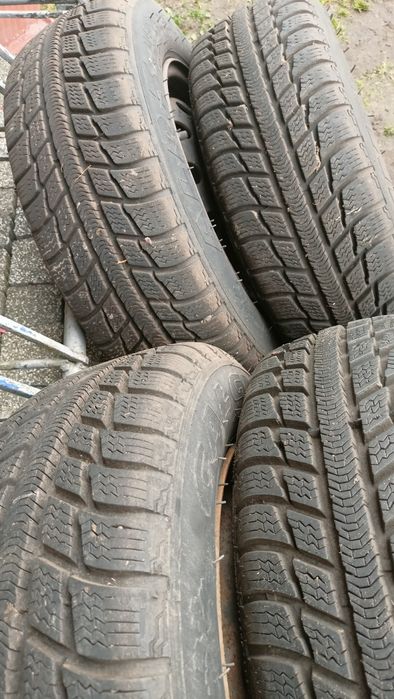 Opony zimowe komplet