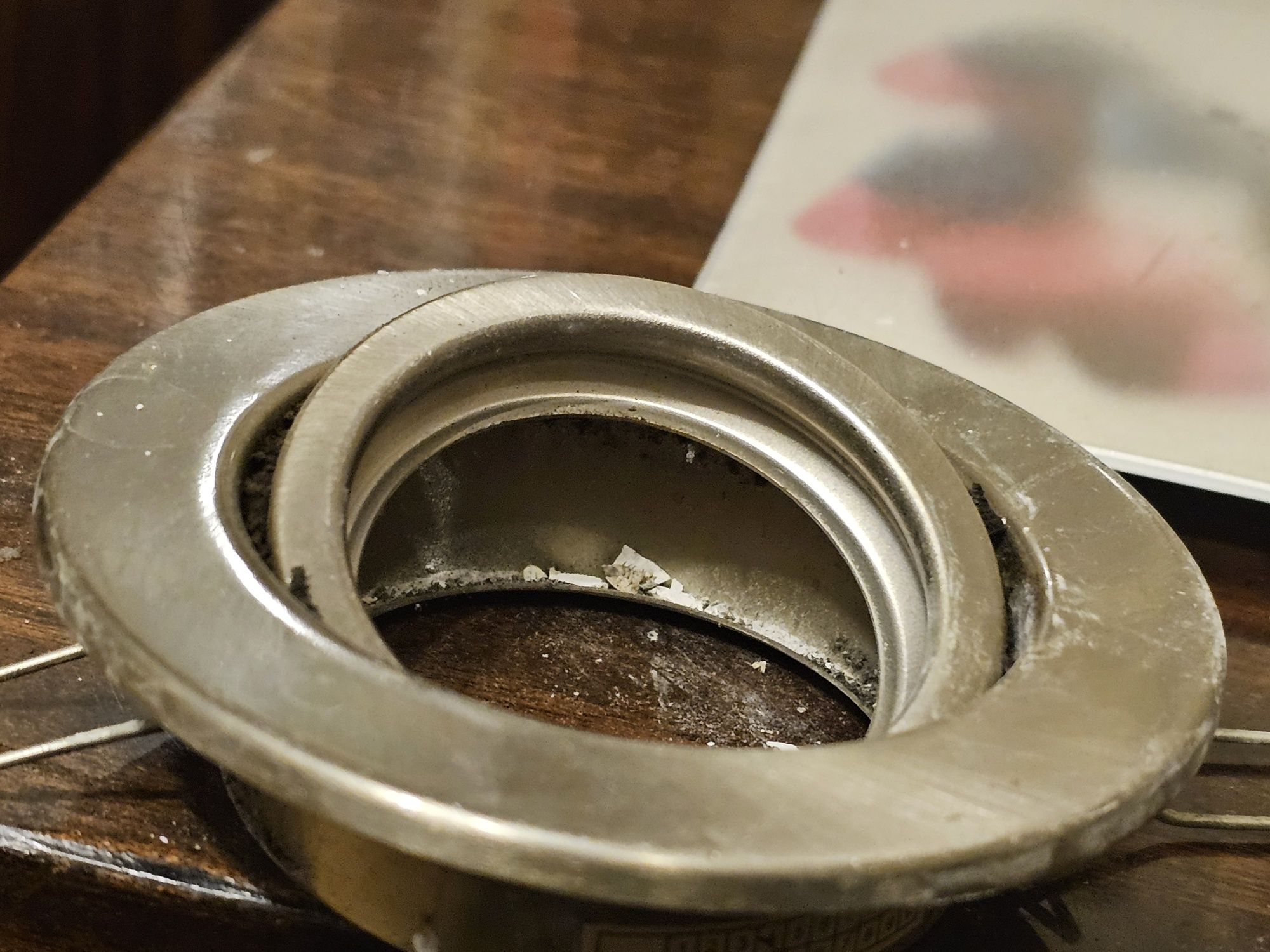 Halogeny sufitowe - wzór szczotkowane aluminium