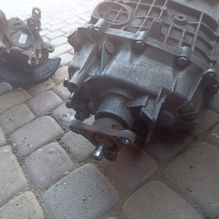 Коробка передач 2.0 2.2 бензин Опель омега