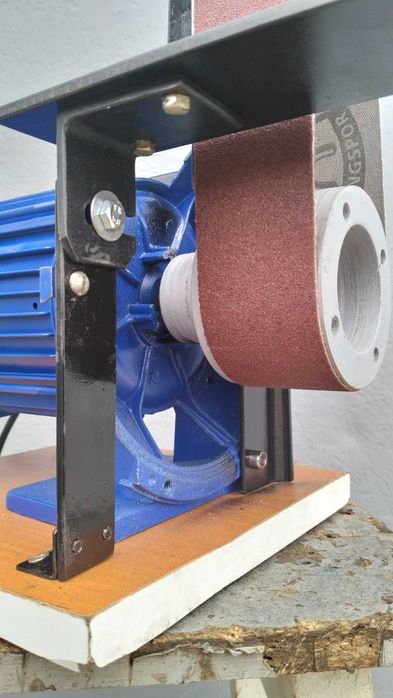 Гриндер (стрічково-шліфувальний станок)