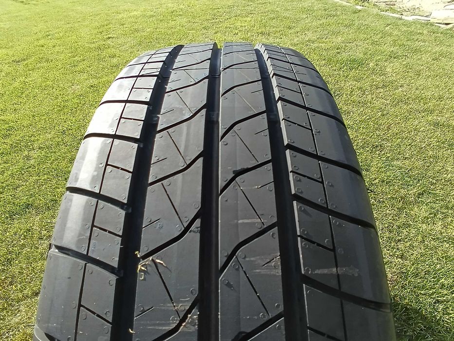 opona 215/60/17C Bridgestone Duravis R660 Eco 1 sztuka nowa demo