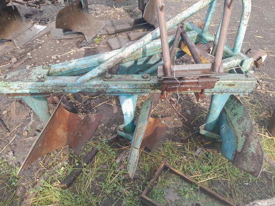 Продається плуг до Т-40, Т-25