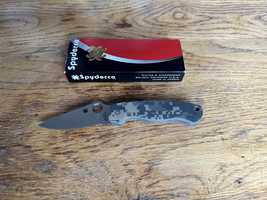 Spyderco Paramilitary 2 , сталь s45vn Camo