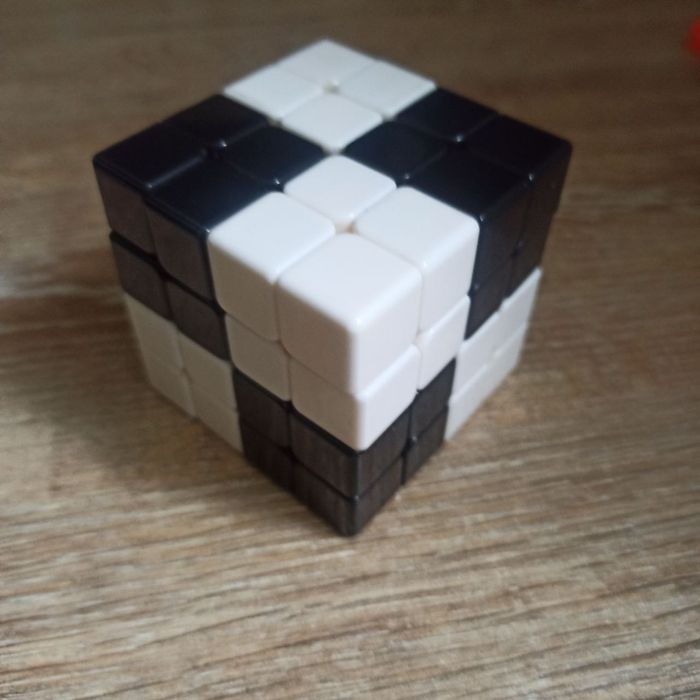 Кубік рубік. 4х4х4. Чорно-білий