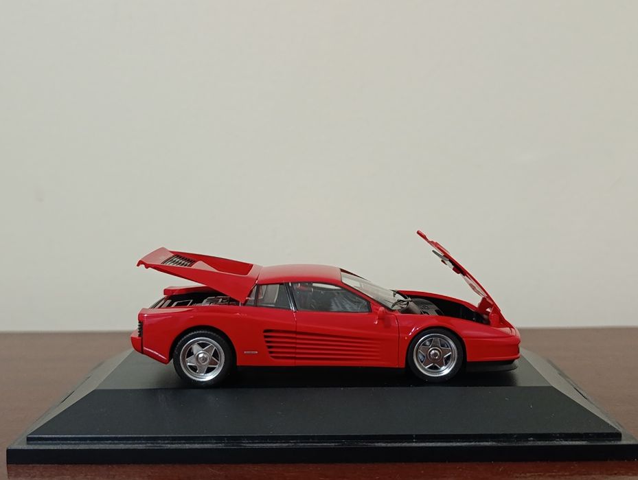 Ferrari Testarossa 1/43