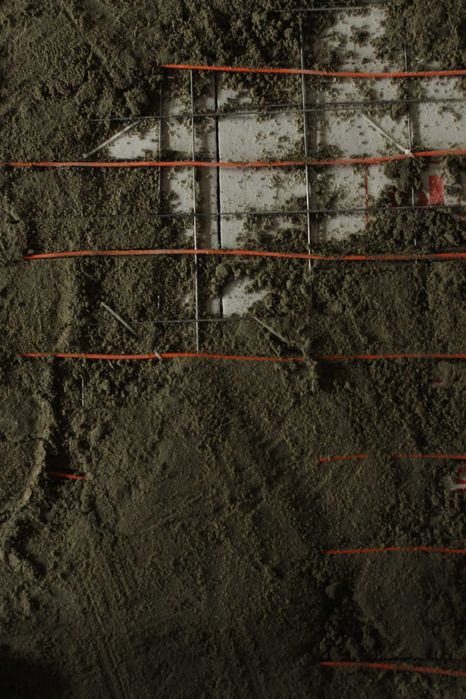 Стяжка пола полусухим методом, выравнивание пола, ровный пол