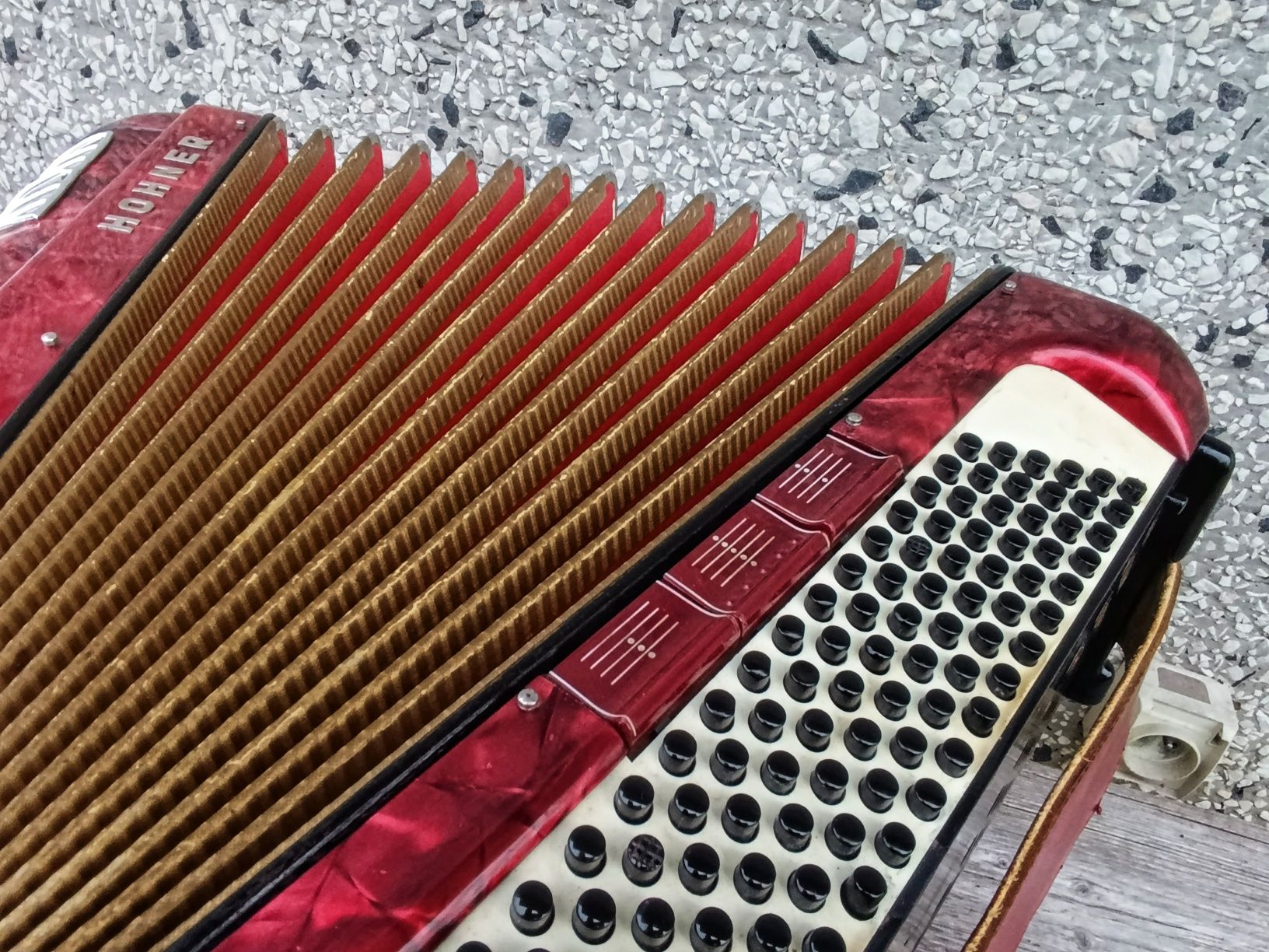 Akordeon Hohner Verdi II 96 basów